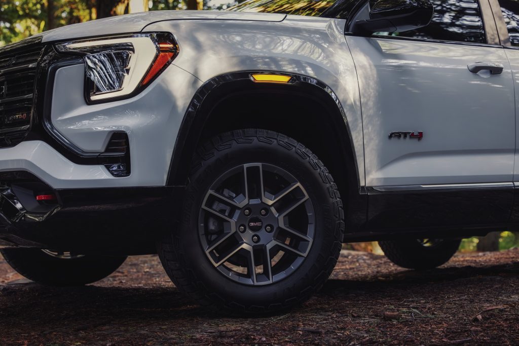 2026 GMC Terrain AT4 wheel and tire