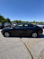 2017 Chrysler 200 Limited Platinum