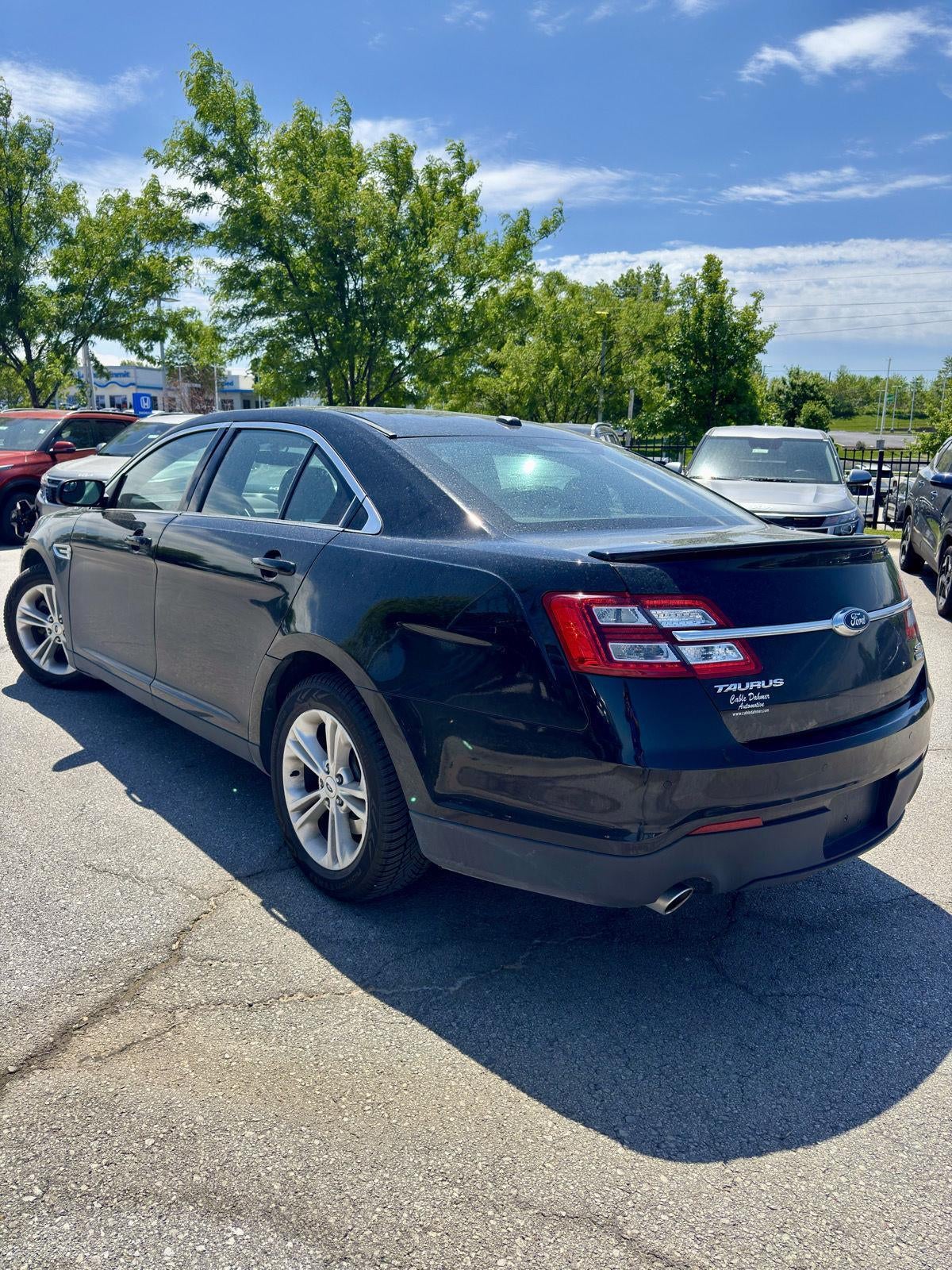2018 Ford Taurus SEL