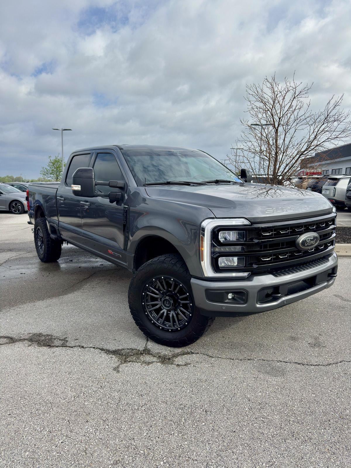 2024 Ford Super Duty F-350 SRW LARIAT
