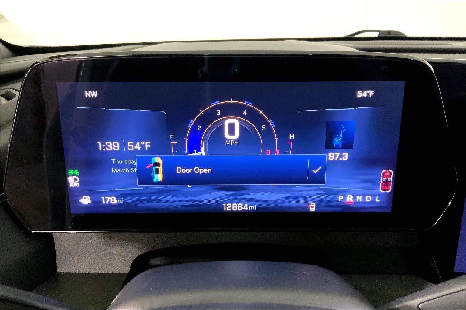 2025 Chevrolet Traverse FWD LT