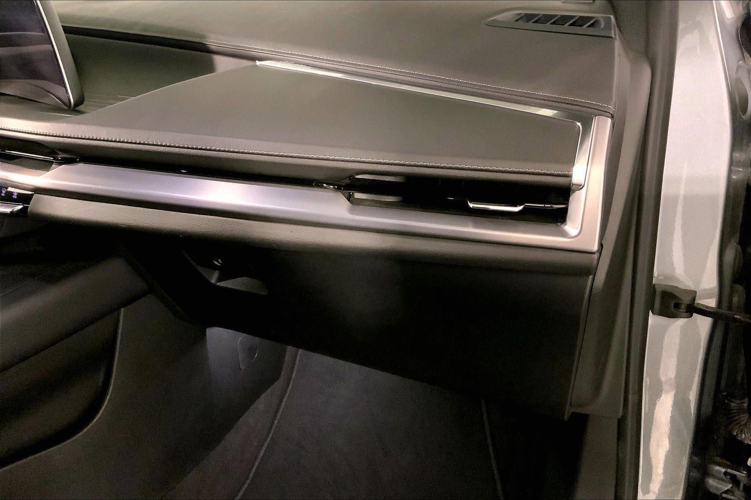 2024 Cadillac XT4 AWD Premium Luxury