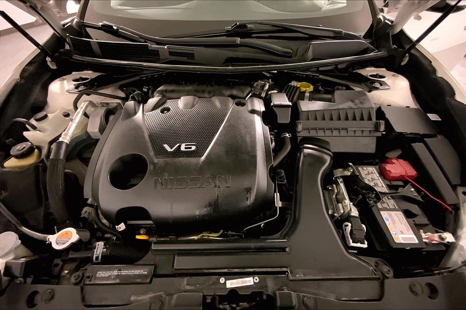 2023 Nissan Maxima SR