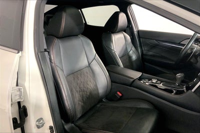 2023 Nissan Maxima SR