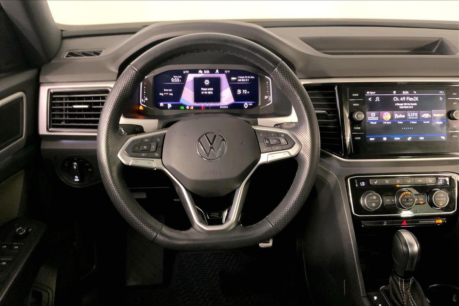 2023 Volkswagen Atlas Cross Sport 3.6L V6 SEL R-Line Black
