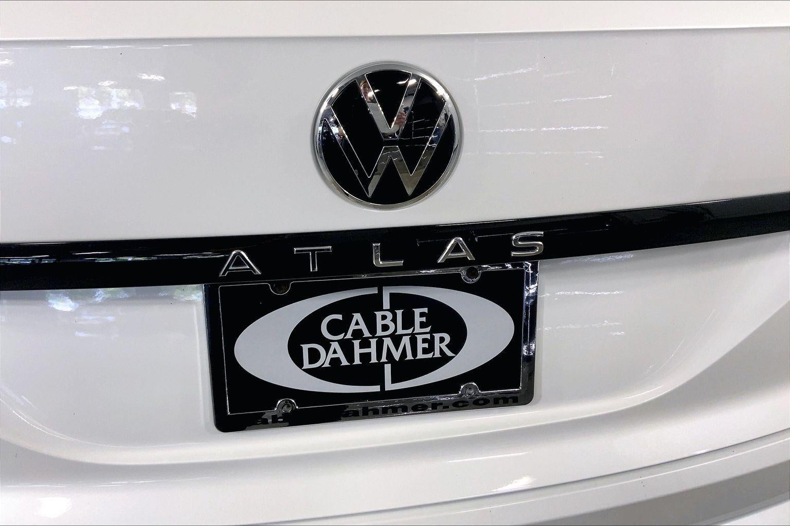 2023 Volkswagen Atlas Cross Sport 3.6L V6 SEL R-Line Black