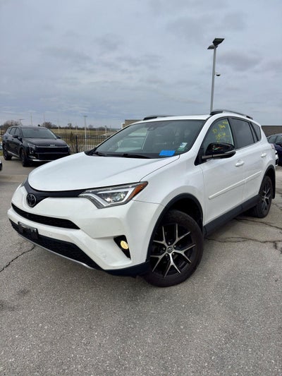 2017 Toyota RAV4 SE