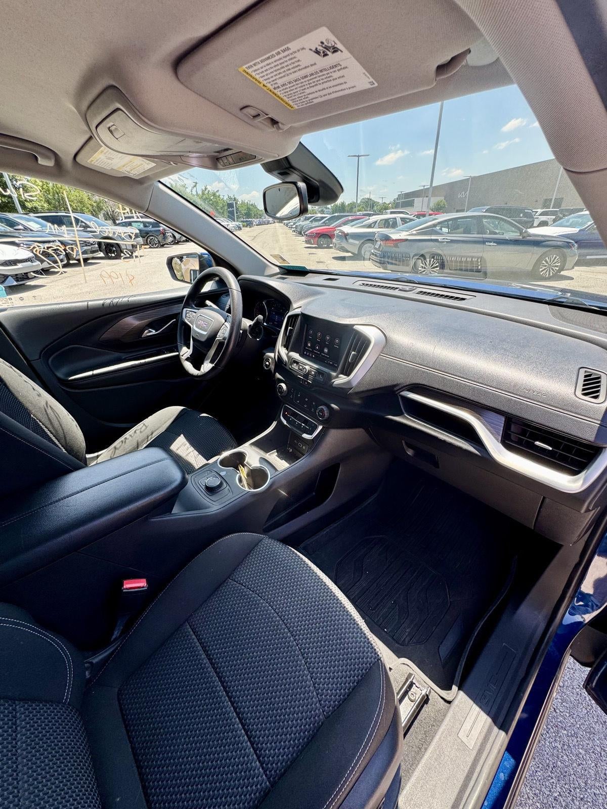 2022 GMC Terrain SLE