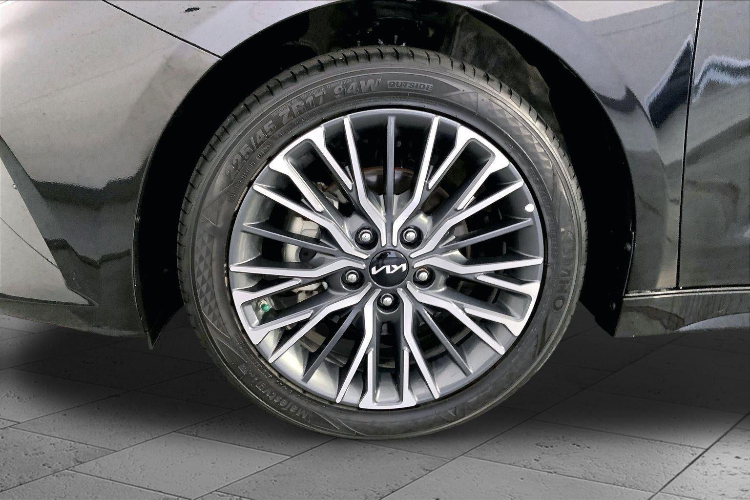 2024 Kia Forte GT-Line