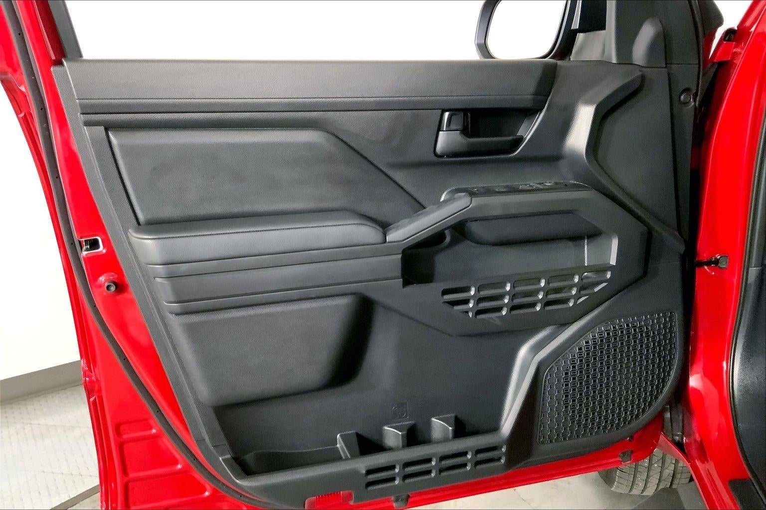 2025 Toyota Tacoma SR