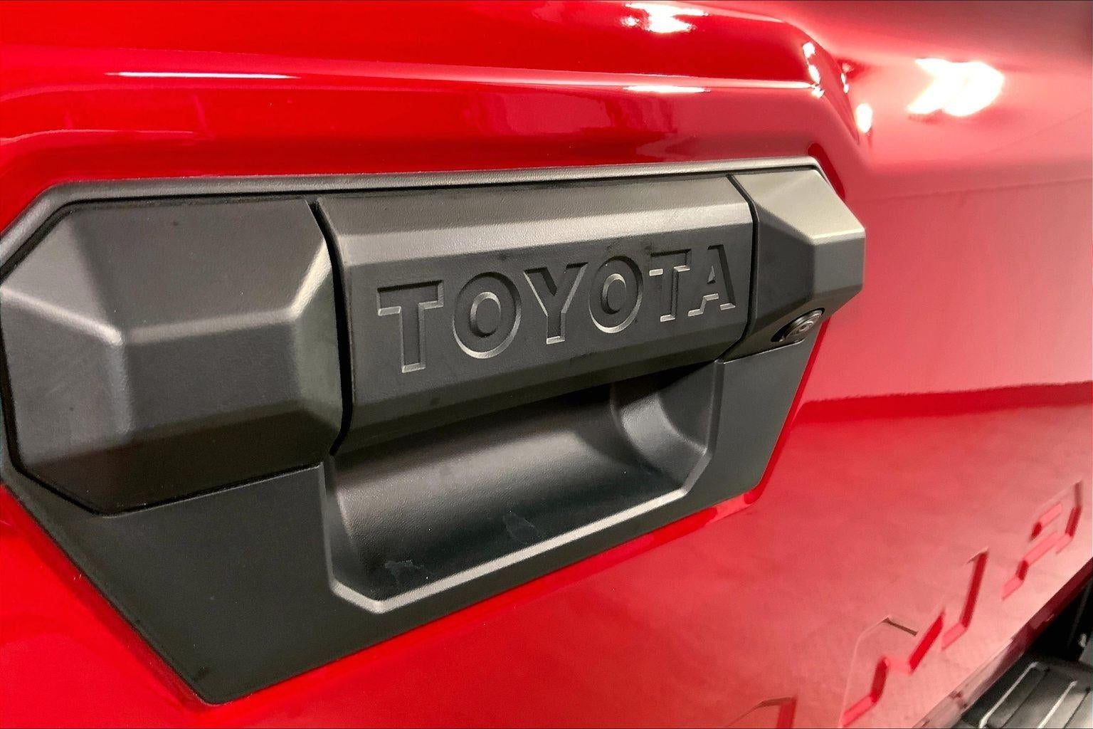 2025 Toyota Tacoma SR