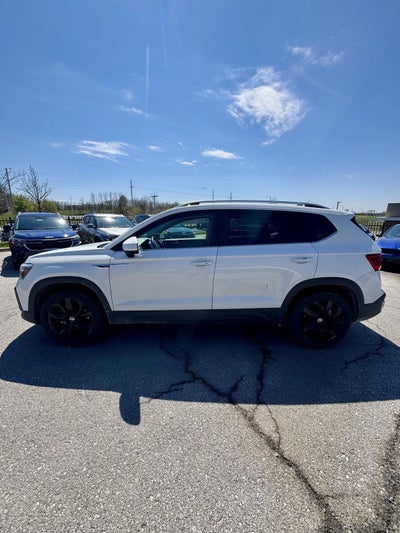 2023 Volkswagen Taos SE