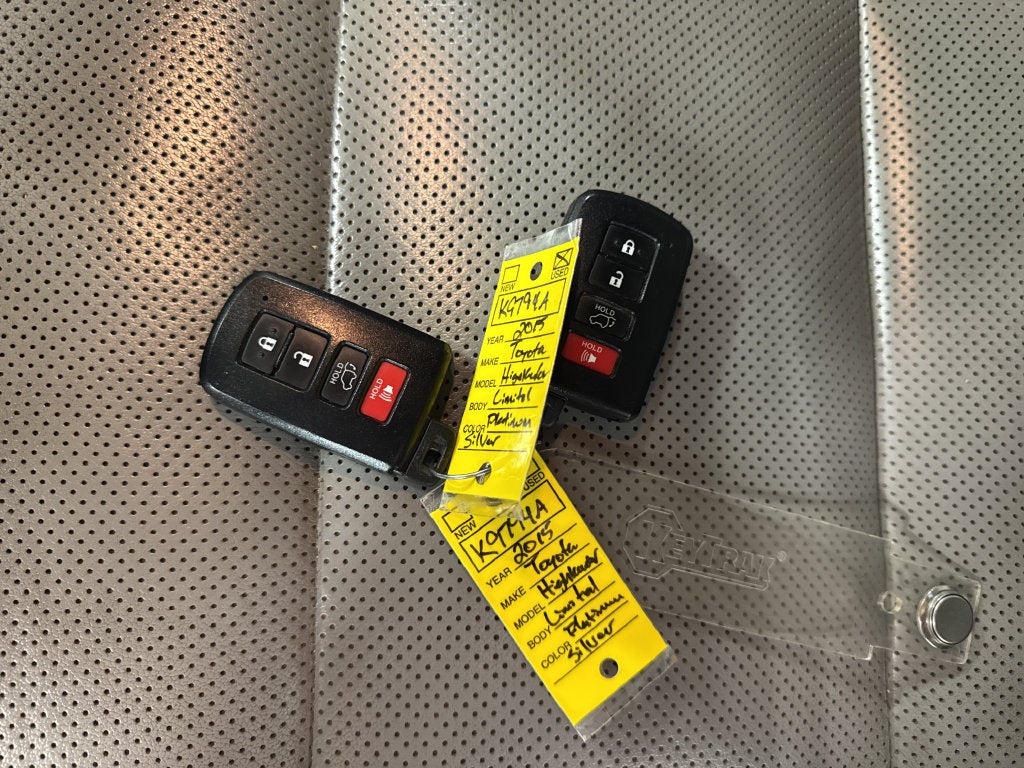 2015 Toyota Highlander Limited Platinum V6