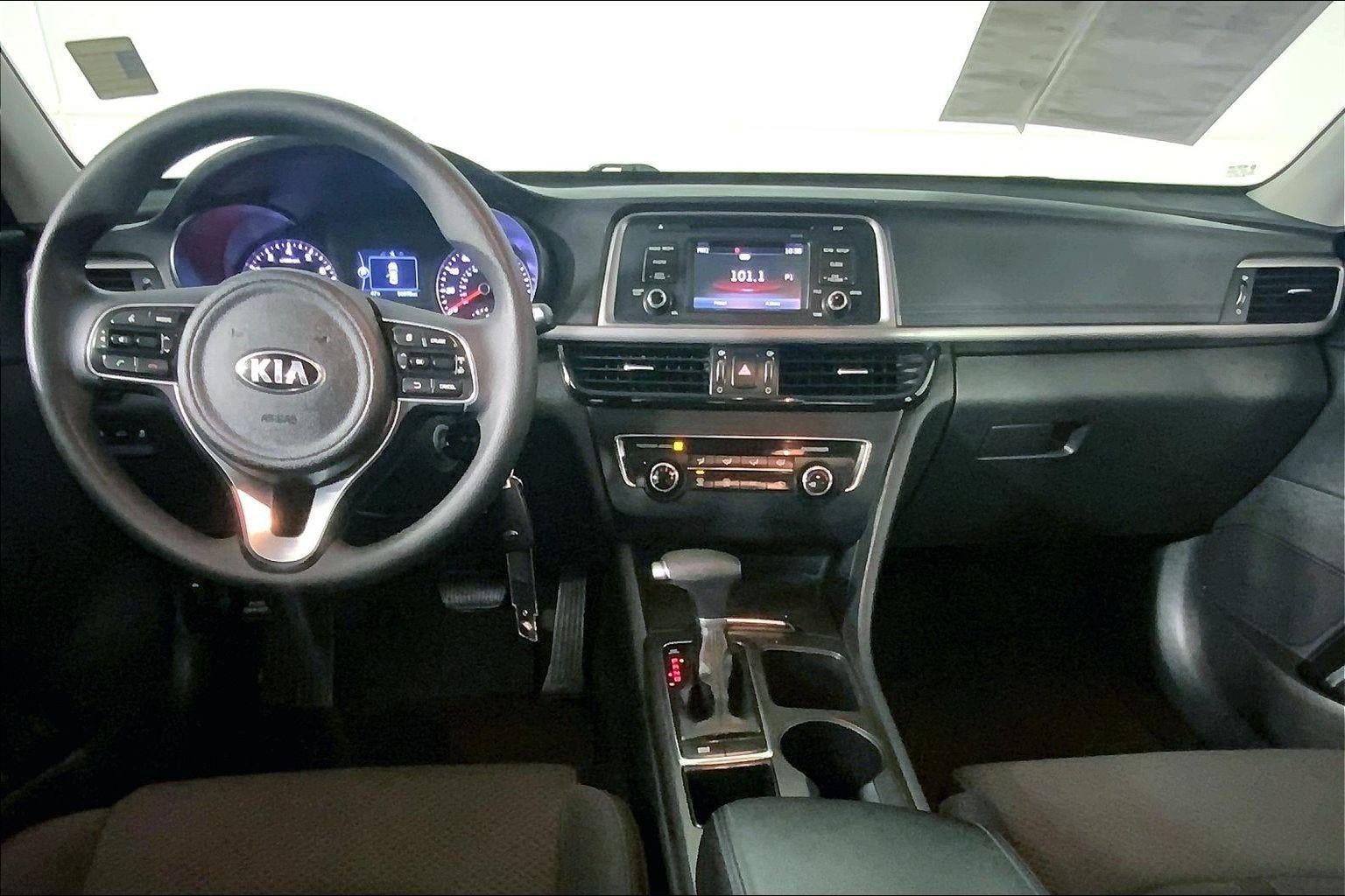 2017 Kia Optima LX