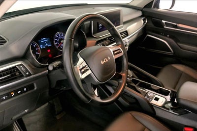 2022 Kia Telluride LX