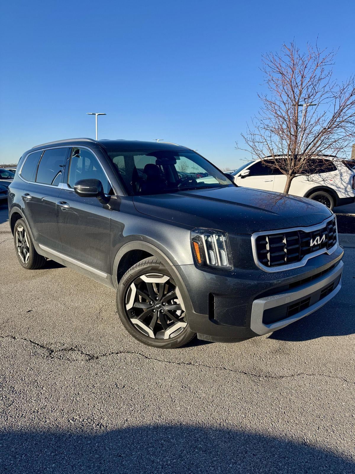 2023 Kia Telluride S