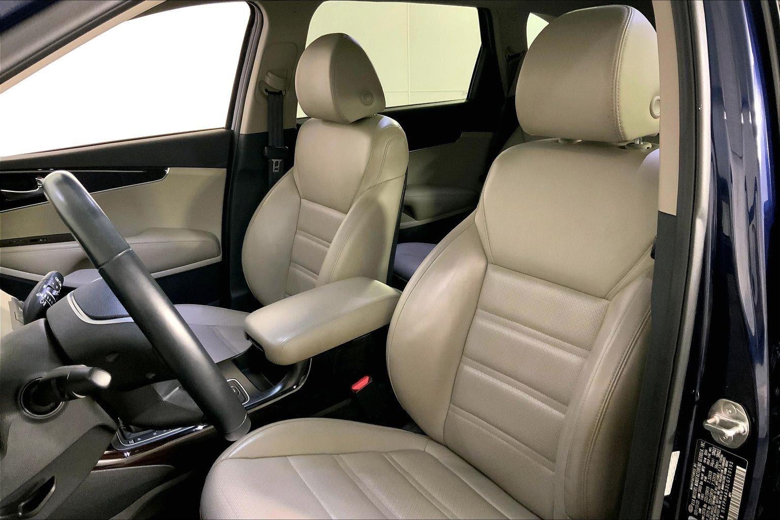 2020 Kia Sorento EX V6