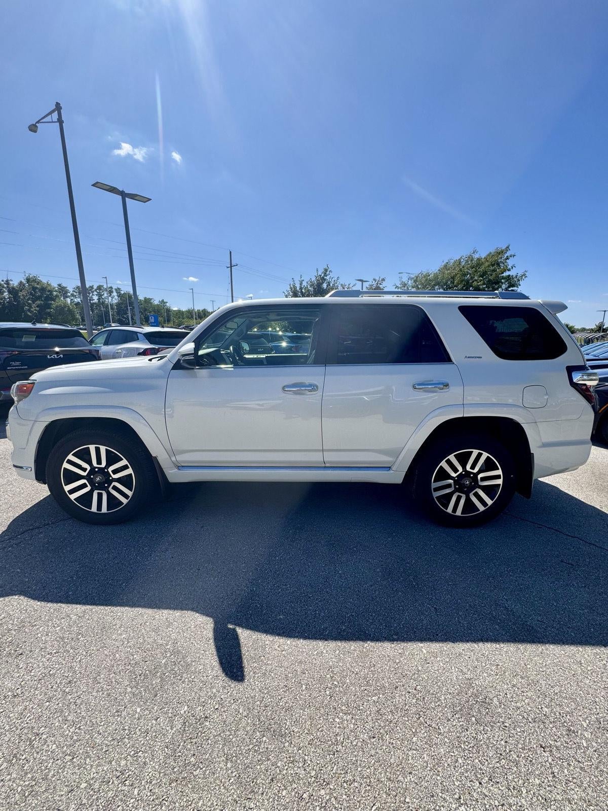 2018 TOYOTA TRUCK 4Runner LIMITED