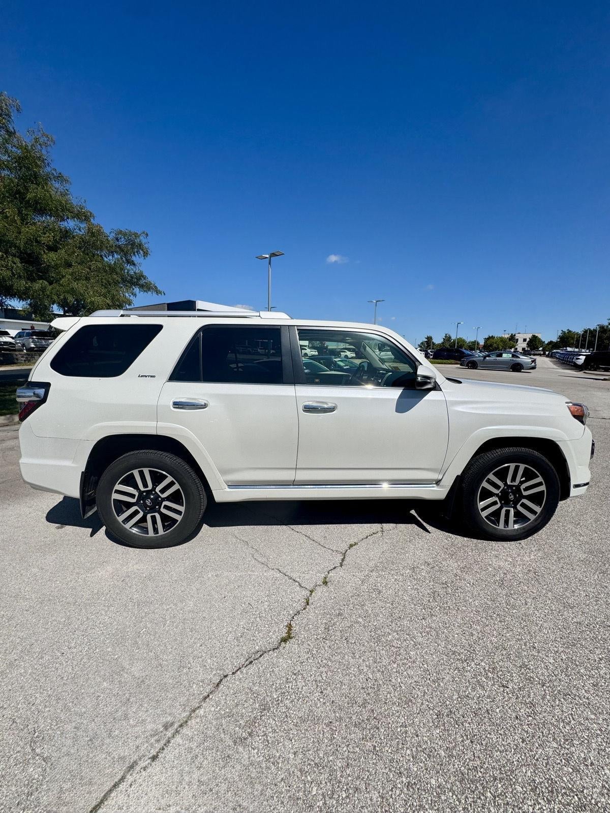 2018 TOYOTA TRUCK 4Runner LIMITED