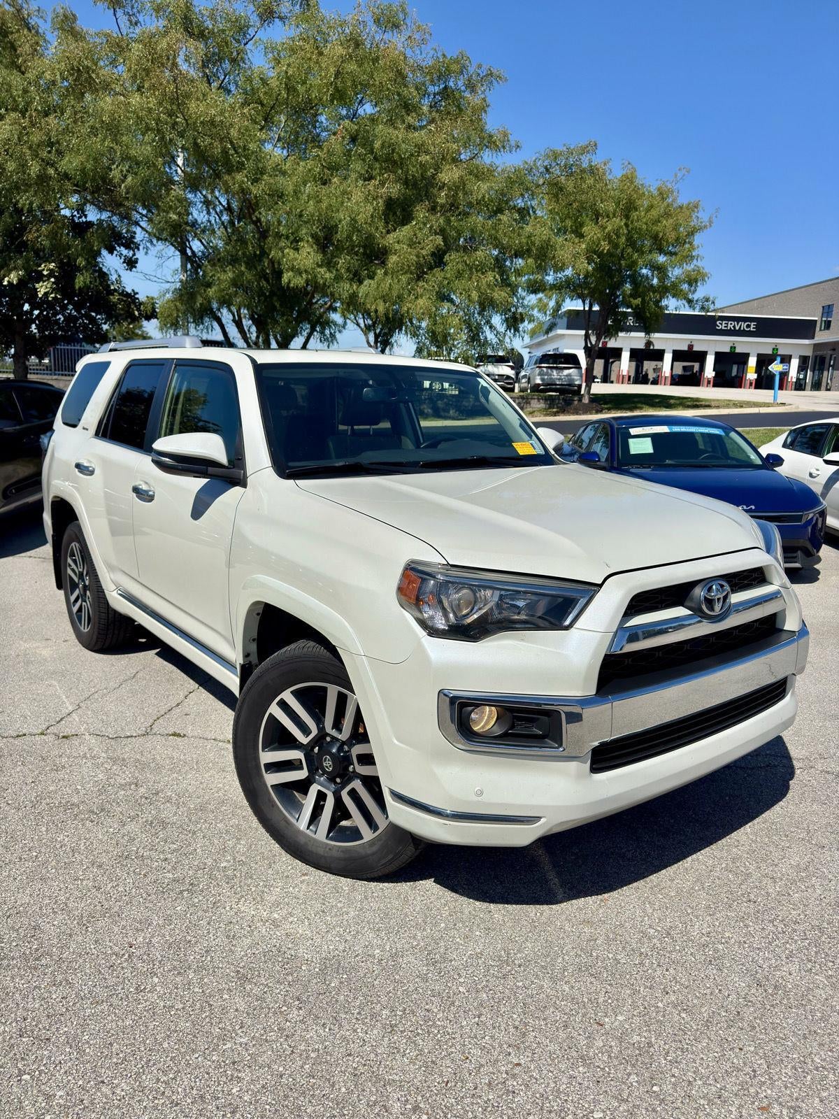 2018 TOYOTA TRUCK 4Runner LIMITED