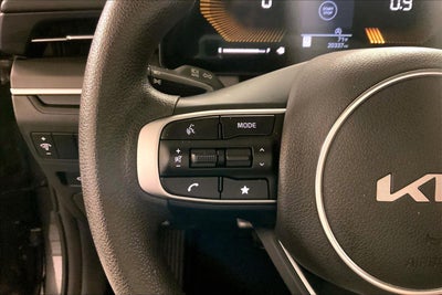 2025 Kia K5 LXS