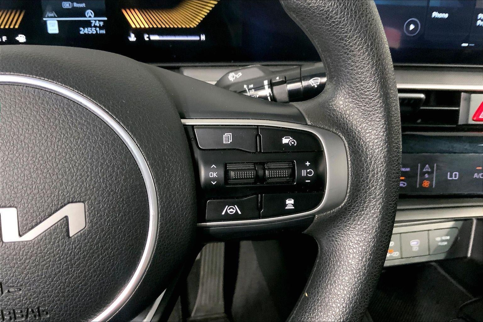 2025 Kia K5 LXS