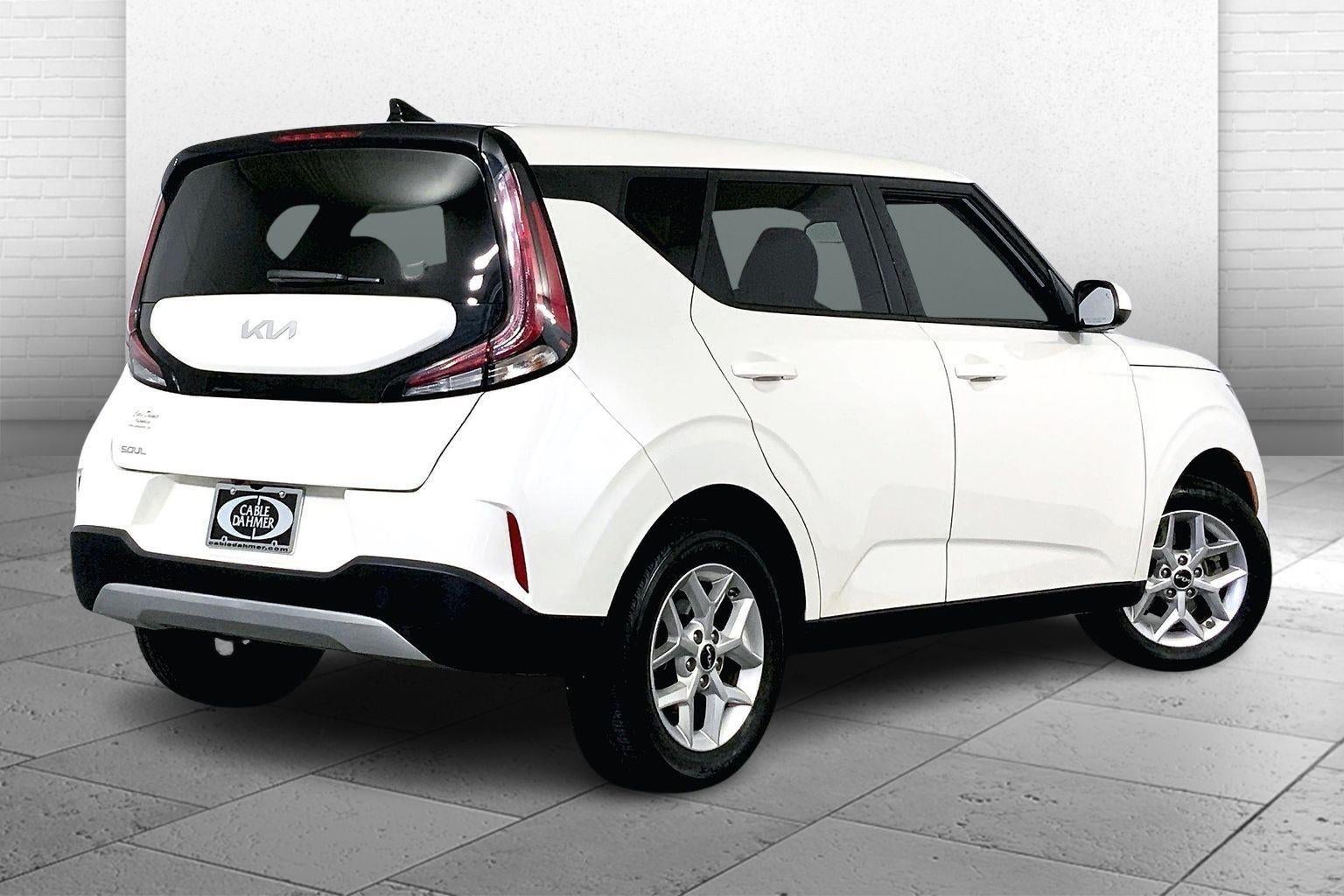 2024 Kia Soul LX