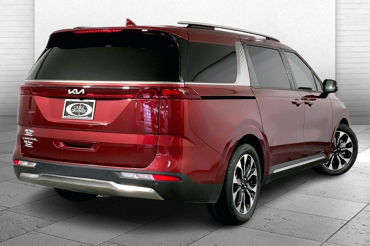 2023 Kia Carnival SX