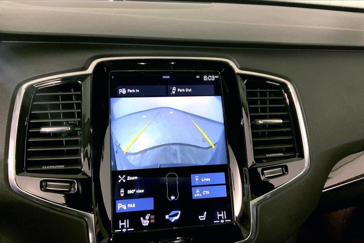 2016 Volvo XC90 T6 Momentum