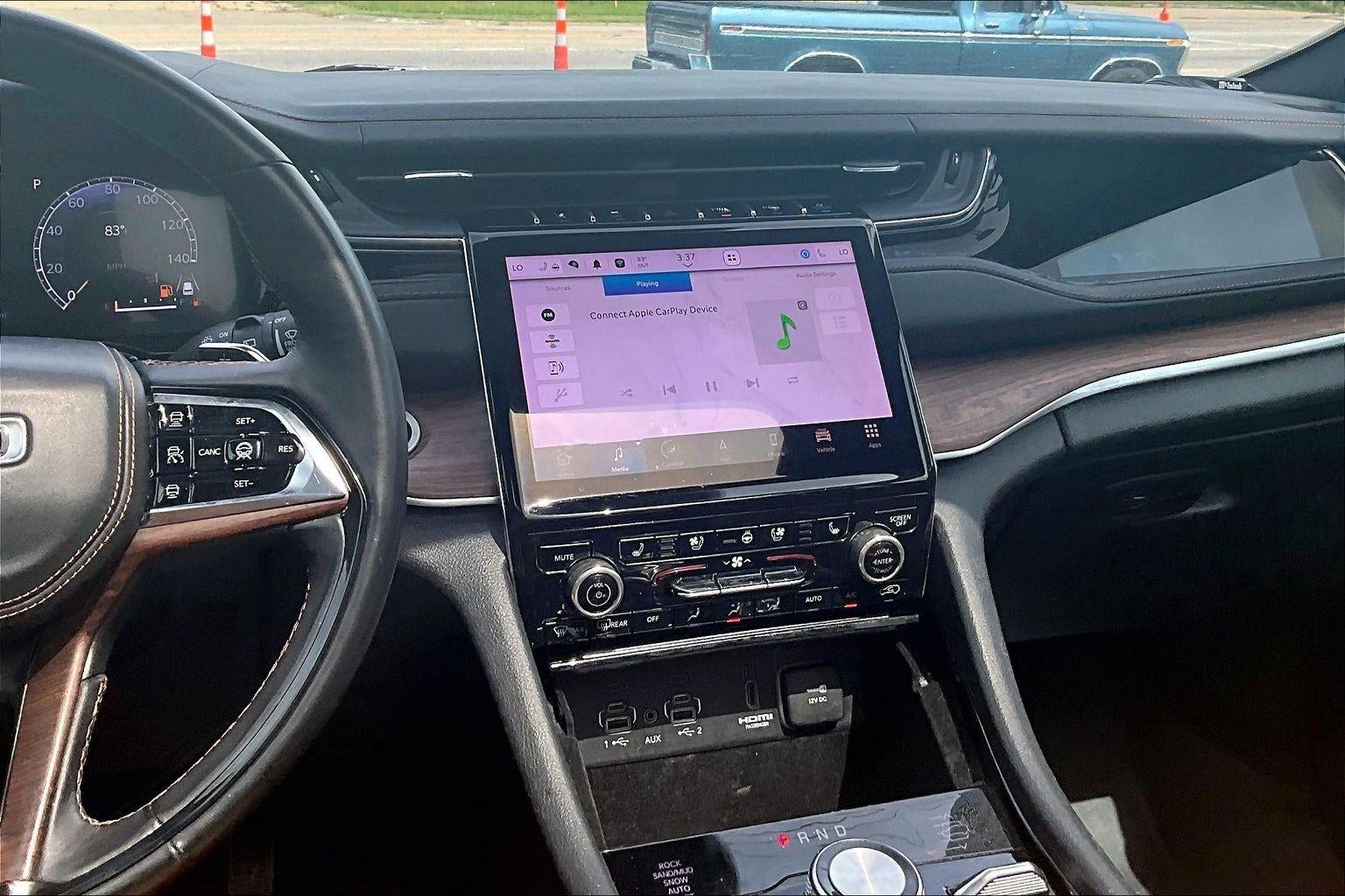 2022 Jeep Grand Cherokee Summit
