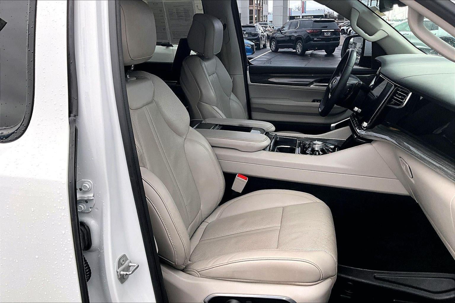 2022 Jeep Wagoneer Series III