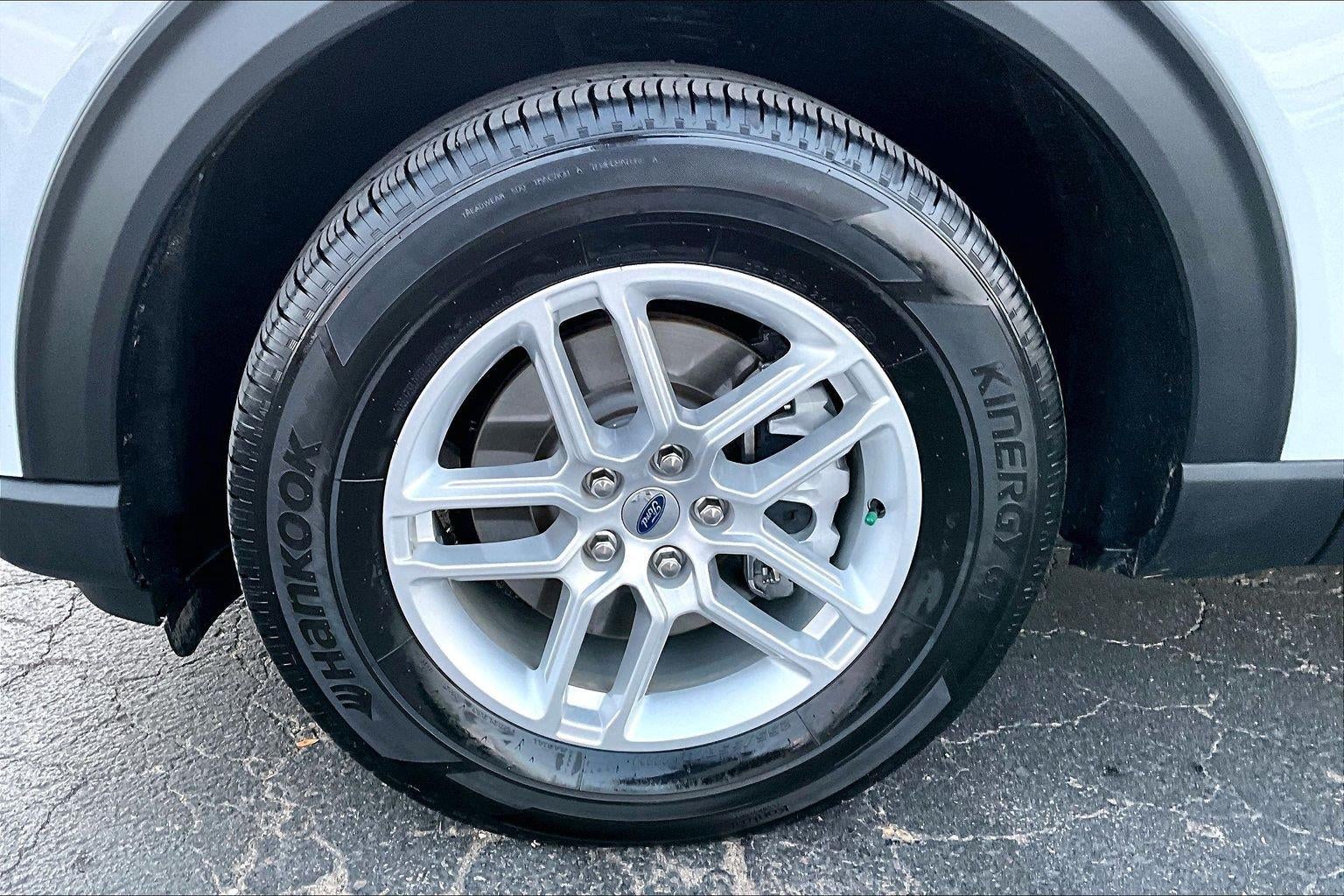 2026 Ford Explorer Active w/100A Pkg