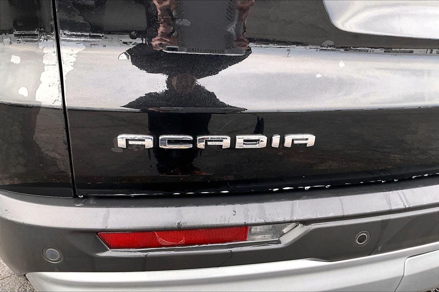 2024 GMC Acadia Elevation