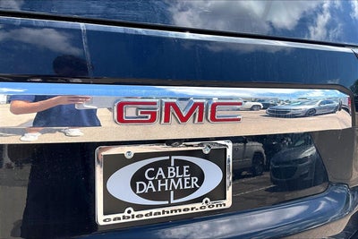 2022 GMC Yukon SLT