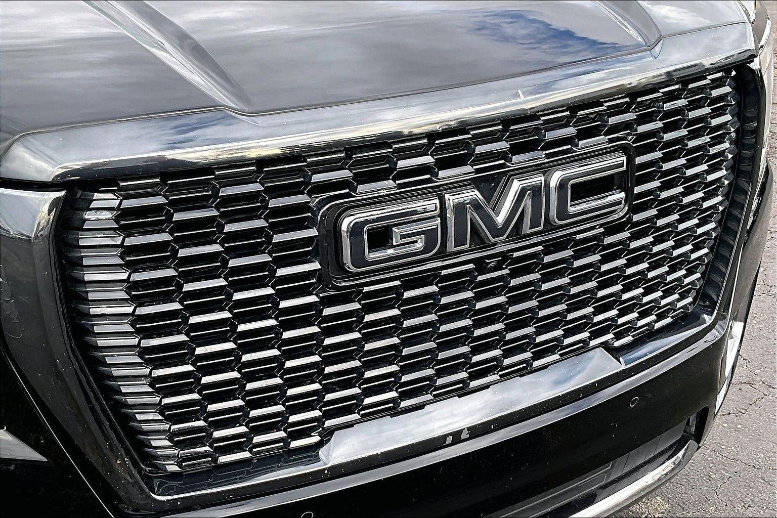 2023 GMC Yukon Denali Ultimate