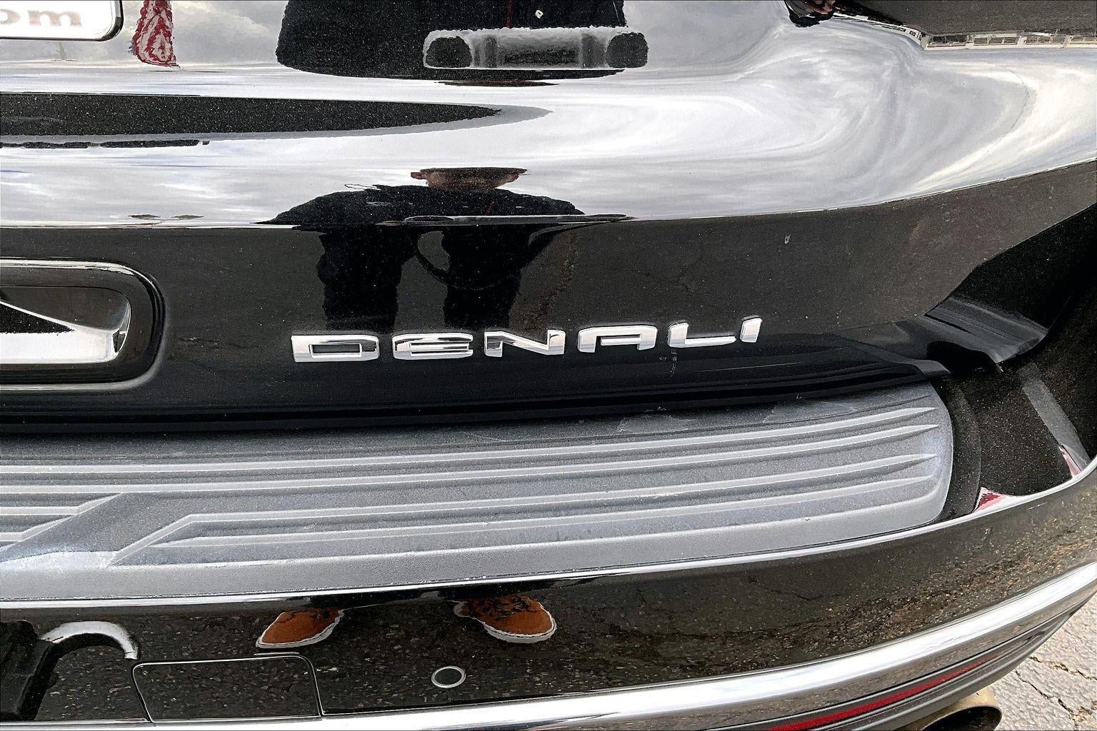 2023 GMC Yukon Denali Ultimate