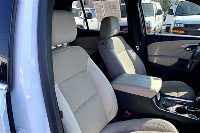 2022 Chevrolet Traverse LS