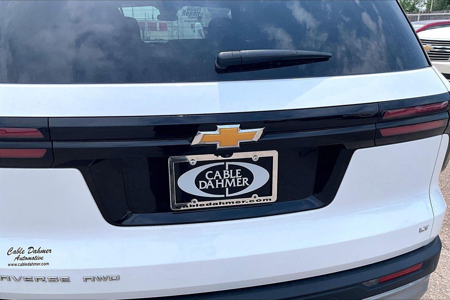 2024 Chevrolet Traverse LT