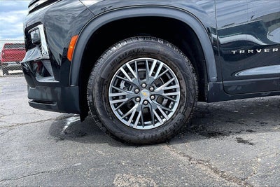 2024 Chevrolet Traverse LT
