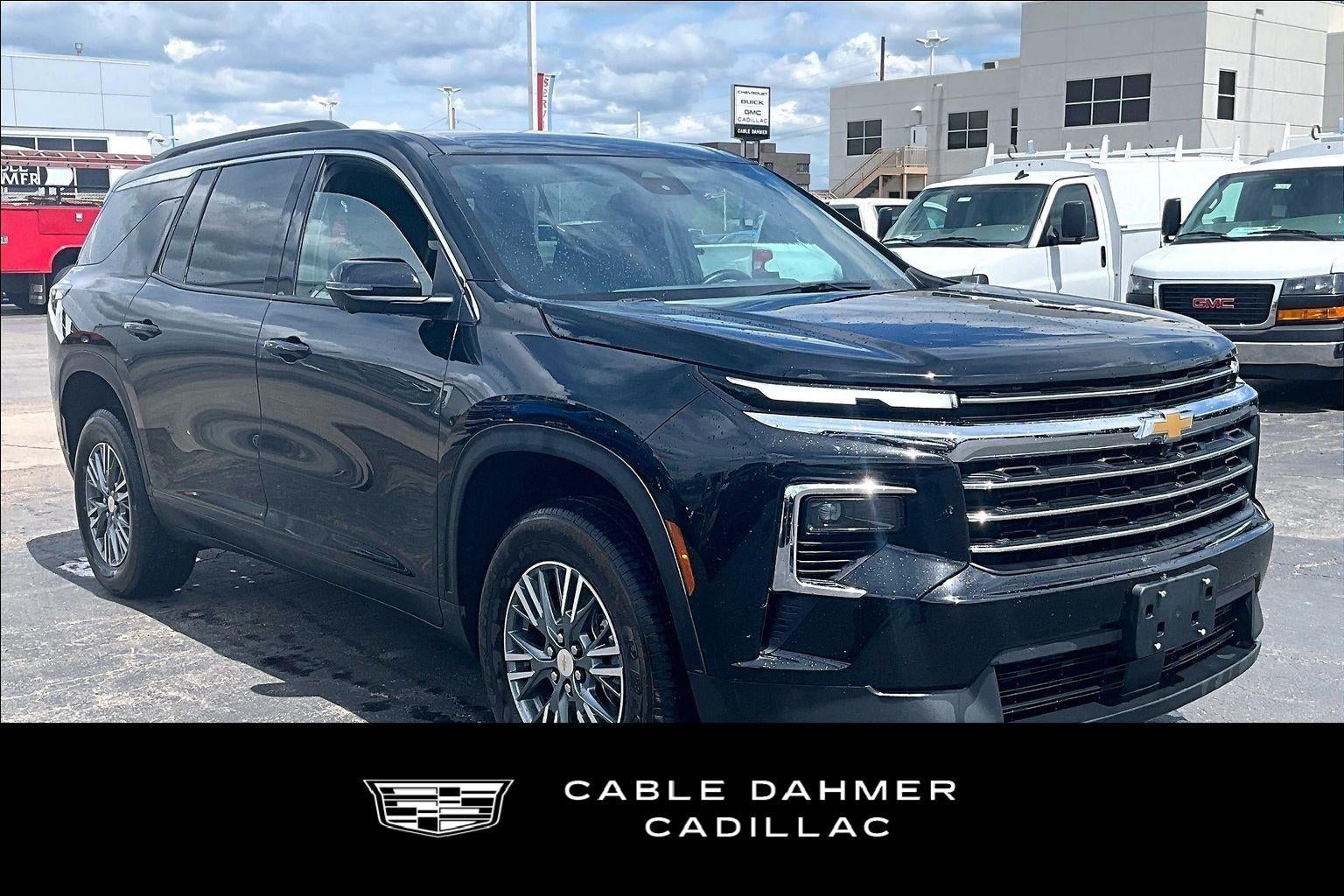 2024 Chevrolet Traverse LT