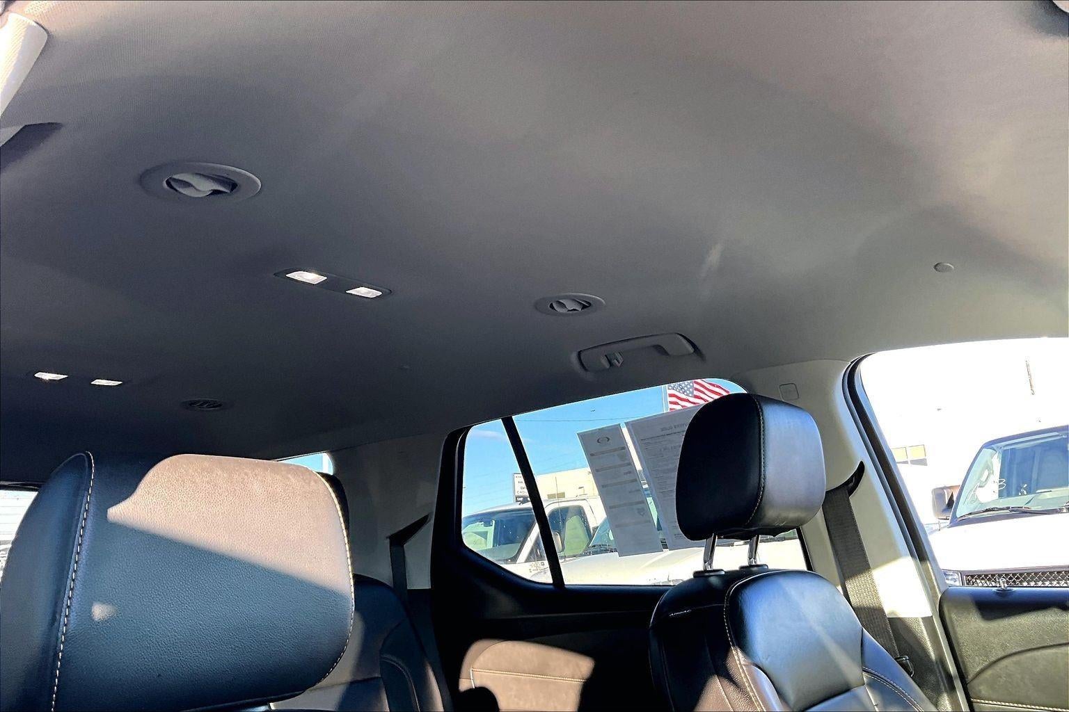 2021 Chevrolet Traverse LT Leather