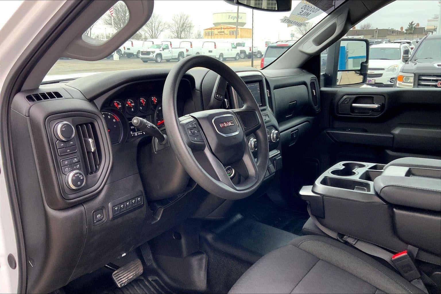 2024 GMC Sierra 2500 HD Pro