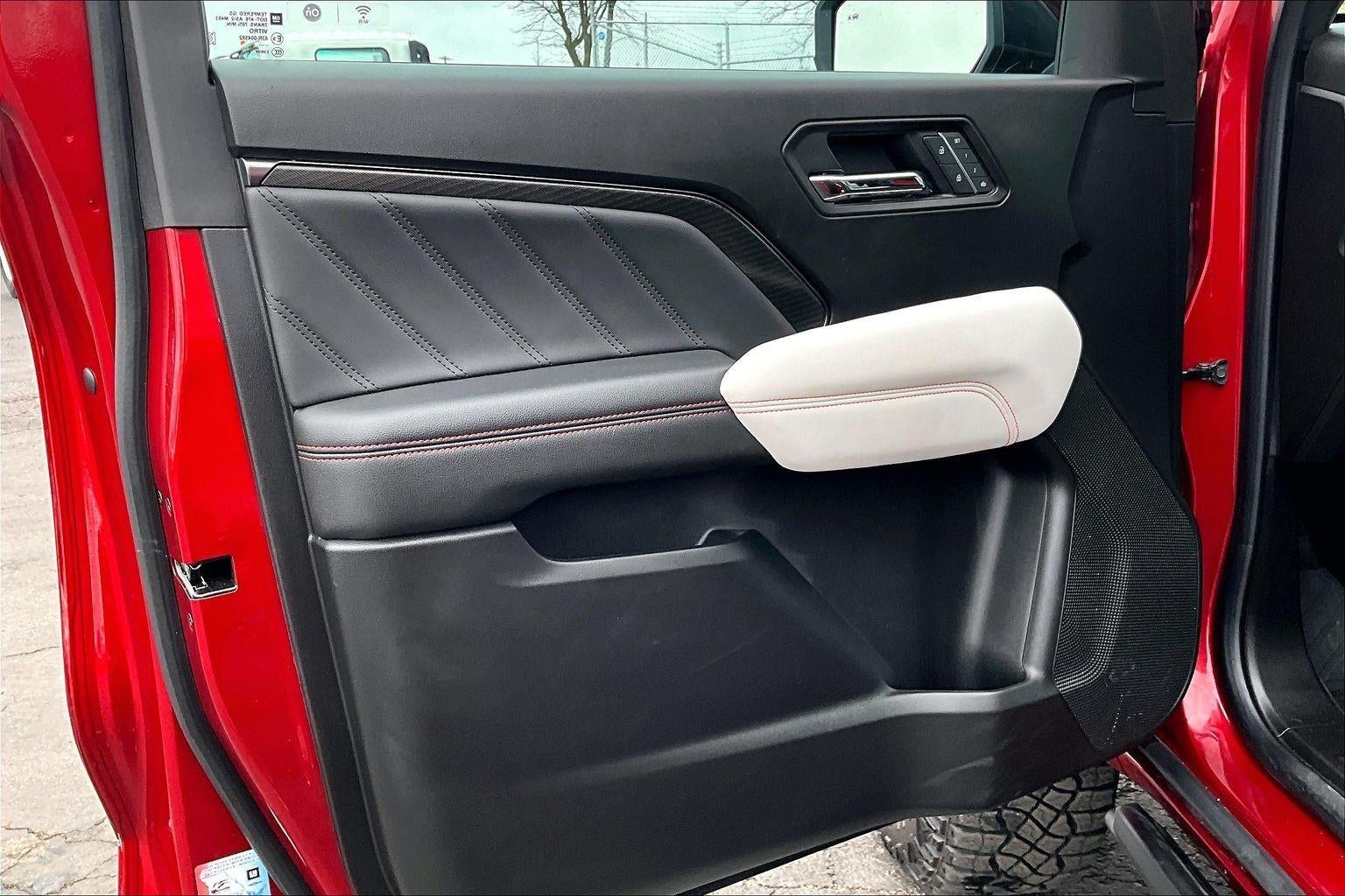 2023 GMC Canyon AT4X