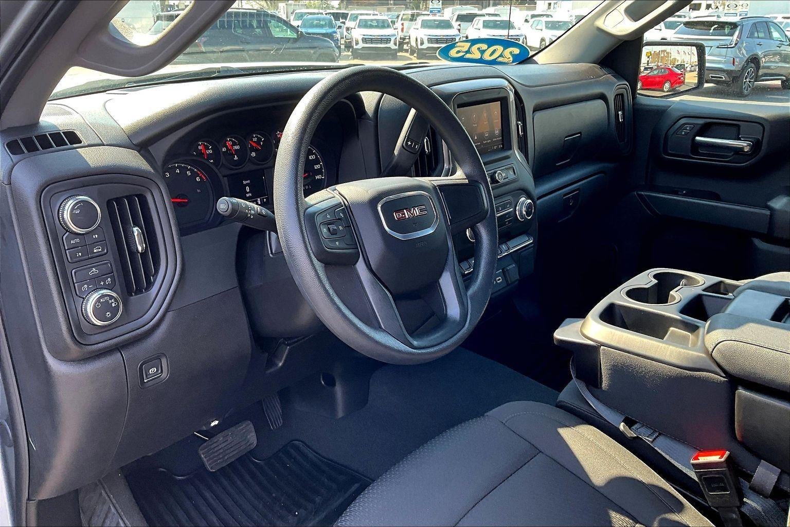 2025 GMC Sierra 1500 Pro