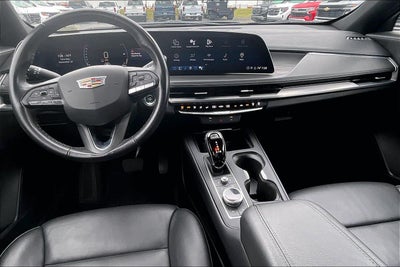 2024 Cadillac XT4 Premium Luxury