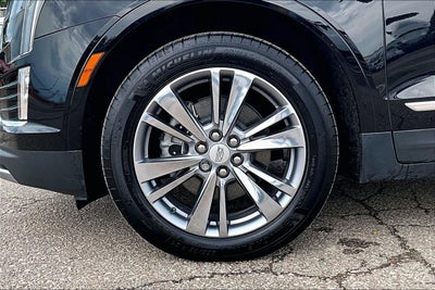 2025 Cadillac XT5 Premium Luxury