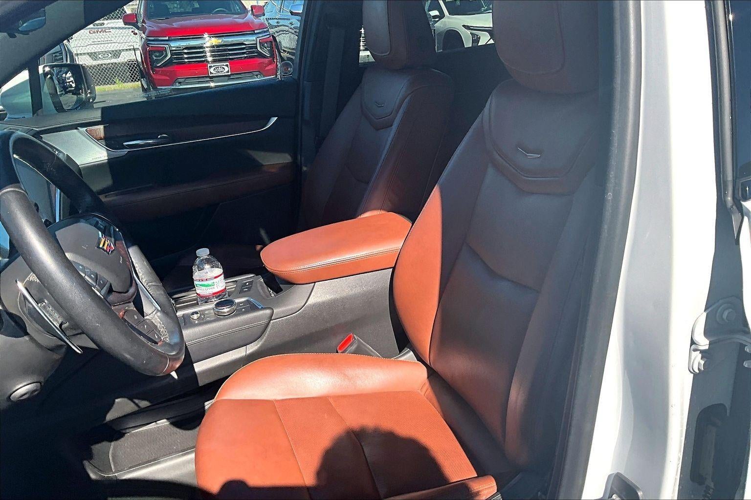 2021 Cadillac XT5 AWD Sport