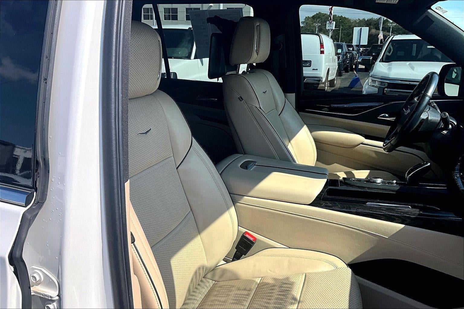 2021 Cadillac Escalade Premium Luxury