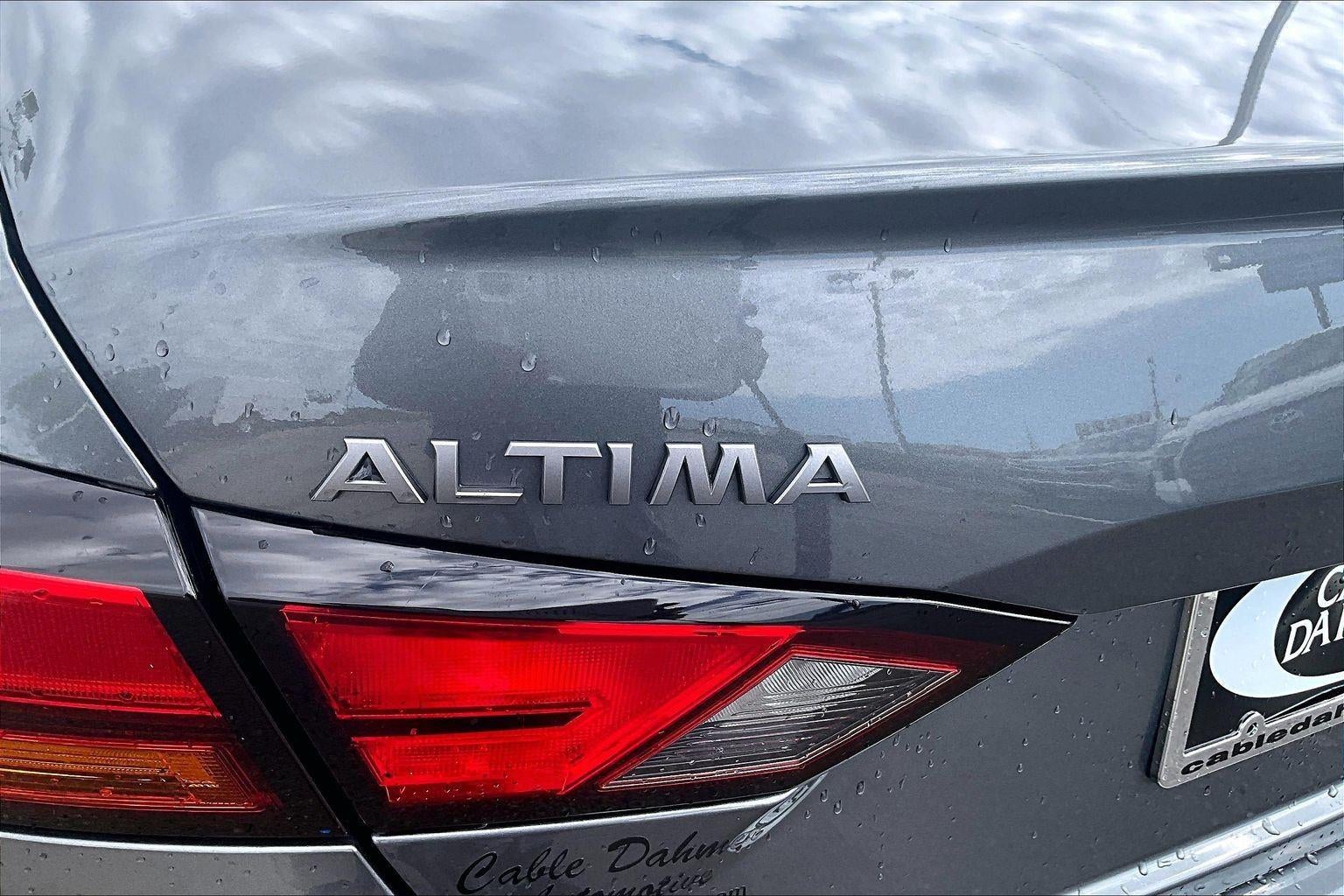 2025 Nissan Altima SV