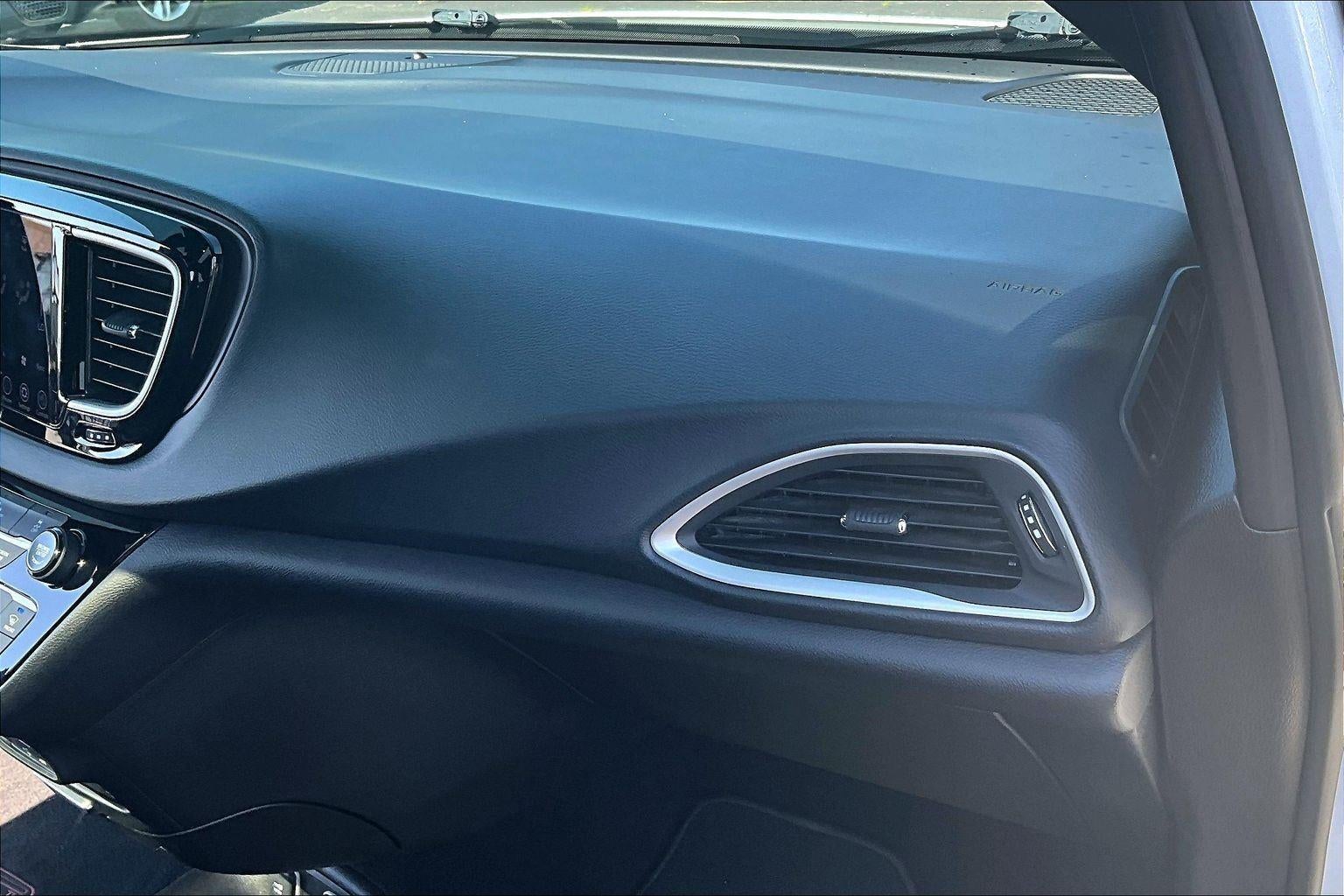 2020 Chrysler Pacifica Touring L Plus 35th Anniversary